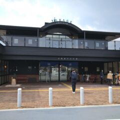 絵をかくことは、人から教えられてするものではなし。